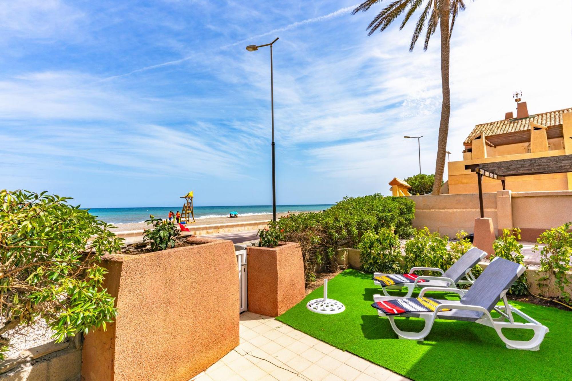 Beachhouse Playa R&R Roquetas de Mar Exterior foto